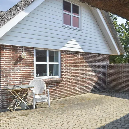 Three-bedroom In Vakantiehuis