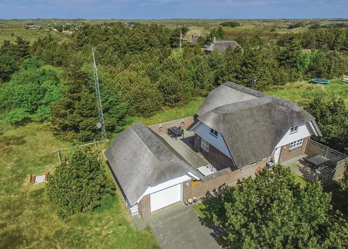 Holiday home Three-bedroom In Blavand