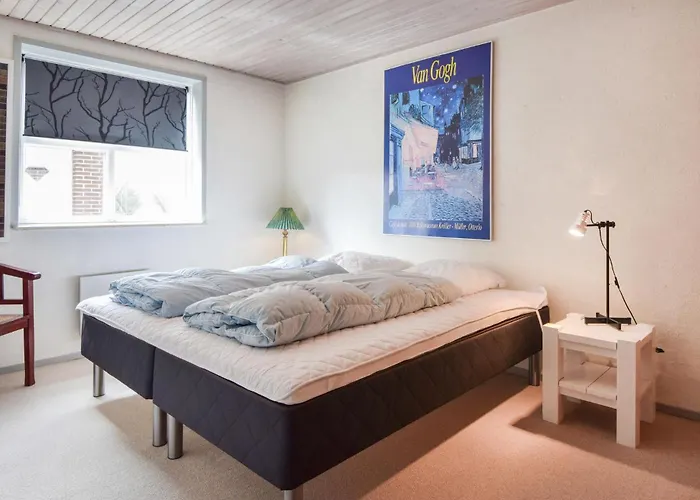 Three-bedroom In Blavand